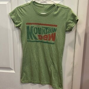 Mountain Dew t-shirt. Junior large